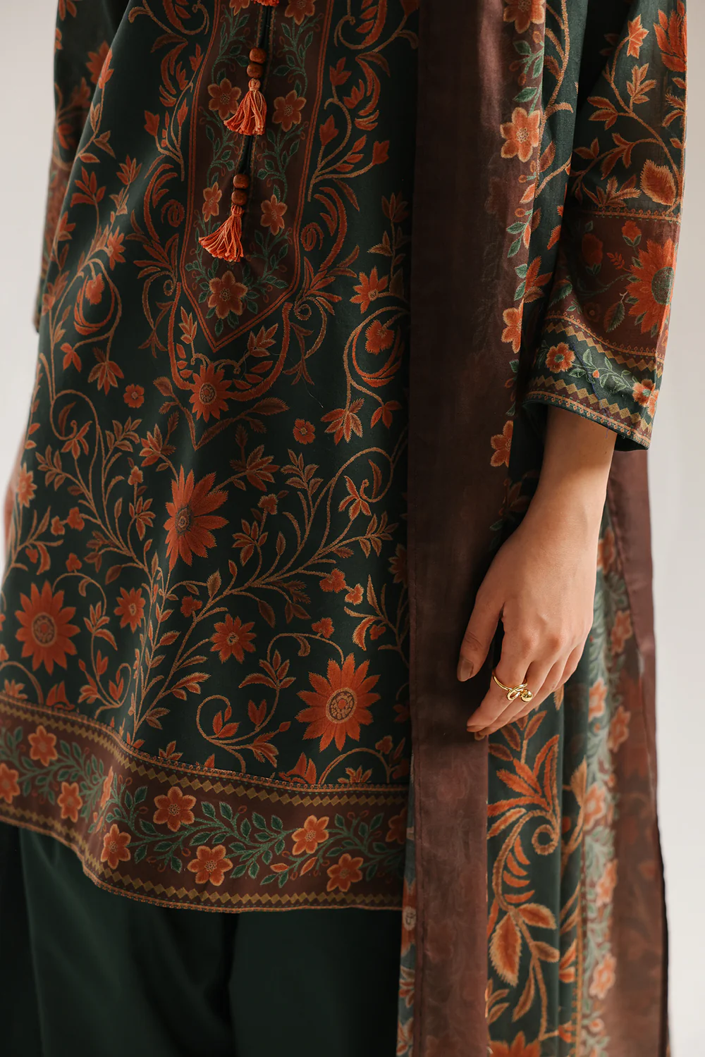 ETHNC 3PC PRINTED LAWN SUIT E0885/202/705 3 ETHNC 3PC PRINTED LAWN SUIT E0885/202/705 - Image 3