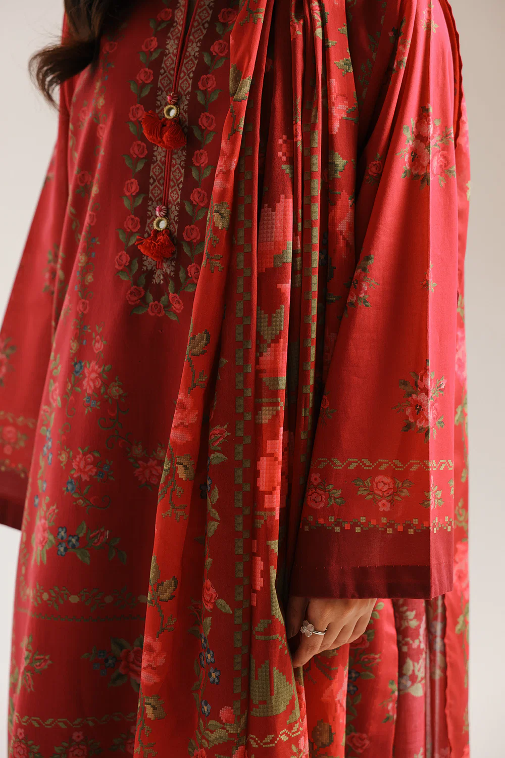 ETHNC 3PC PRINTED LAWN SUIT E0886/202/404 3 ETHNC 3PC PRINTED LAWN SUIT E0886/202/404 - Image 3